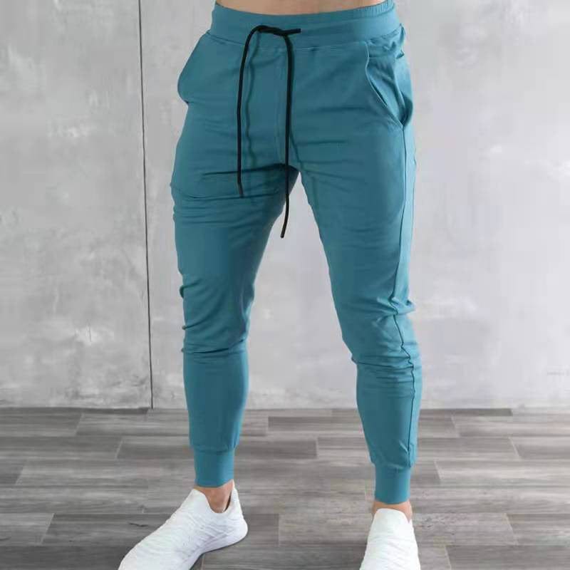 myhomenow.ch Für Ihn Hellblau / L Slim Fit Fitness Hosen