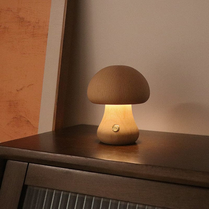 myhomenow.ch Haushalt C / Beech / 2.4W INS Hölzerner niedlicher Pilz LED-Nachtlicht mit Touch-Schalter Nachttisch lampe für Schlafzimmer Kinder zimmer Schlaf nacht lampen Heim dekor